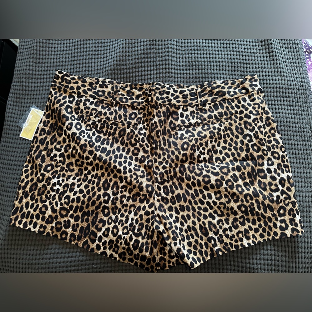 Michael Kors Cheetah Print Shorts 22W - Picture 2 of 8